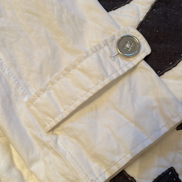 Adorable Zip-Up Jacket - Picture 6 of 8